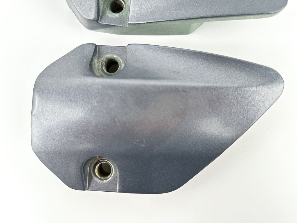2007 Yamaha 150 HP 4 Stroke Outboard Lower Mount Covers Set 63P-44556-00-8D OEM