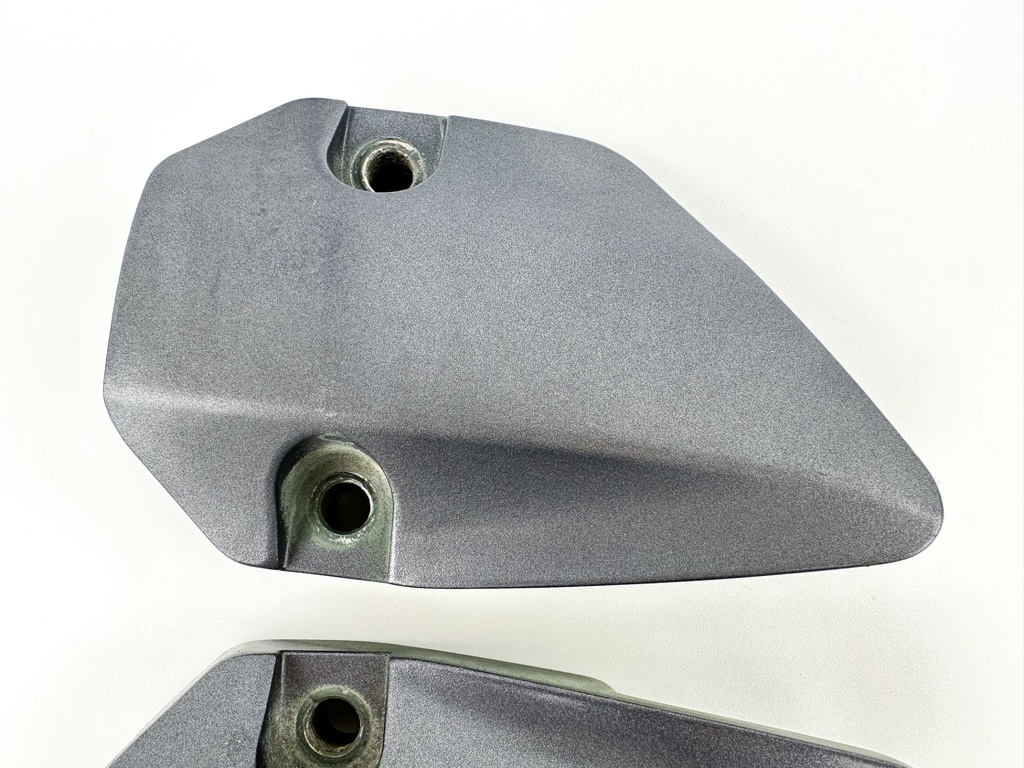 2007 Yamaha 150 HP 4 Stroke Outboard Lower Mount Covers Set 63P-44556-00-8D OEM