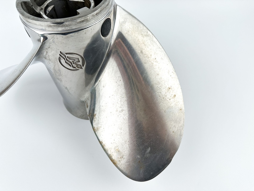 Mercury Outboard Enertia Eco 3 Blade Propeller 16" x 17P Right Hand