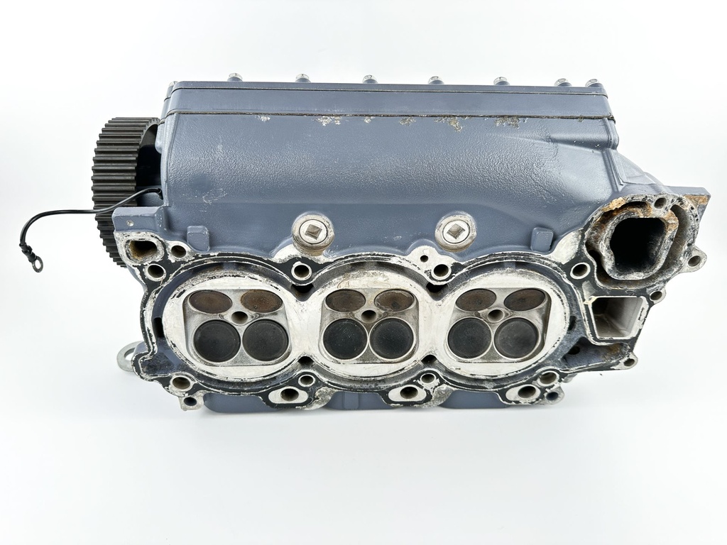 2003 Yamaha 225 HP 4 Stroke Outboard Starboard Cylinder Head 69J-W009A-01-1S OEM