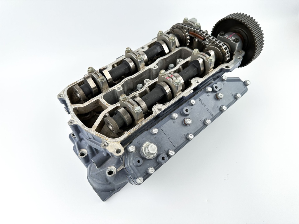 2003 Yamaha 225 HP 4 Stroke Outboard Port Cylinder Head 69J-W009C-01-1S OEM