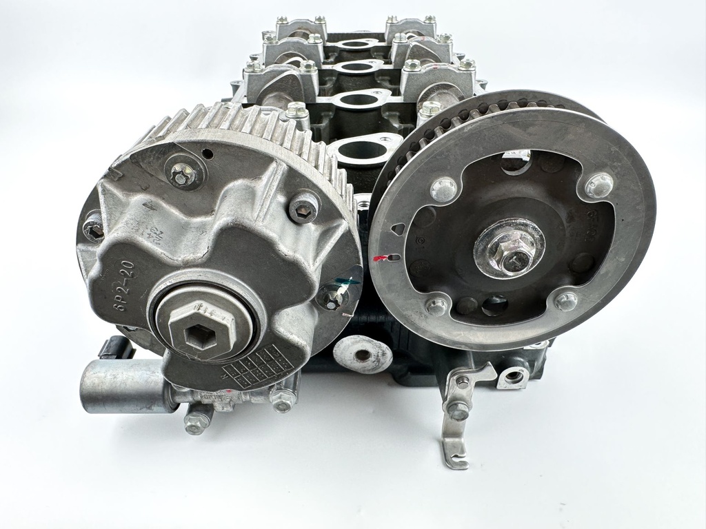 2017 Yamaha 200 HP 4 Stroke Outboard Cylinder Head 6DA-W009A-00-9S OEM