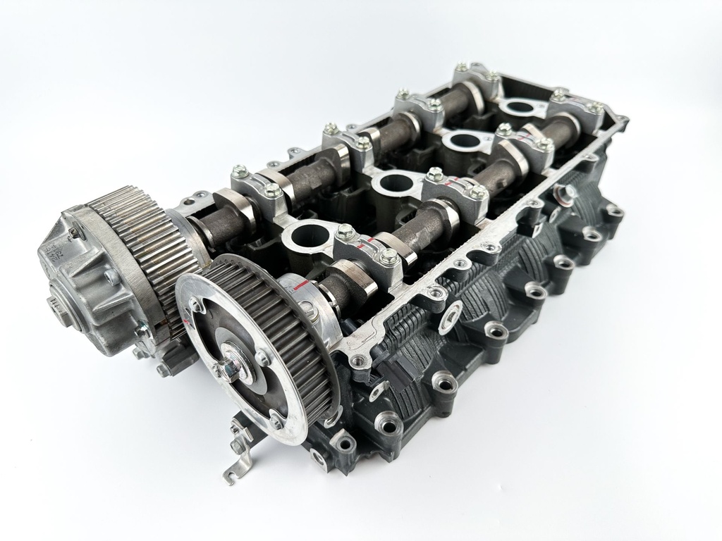 2017 Yamaha 200 HP 4 Stroke Outboard Cylinder Head 6DA-W009A-00-9S OEM