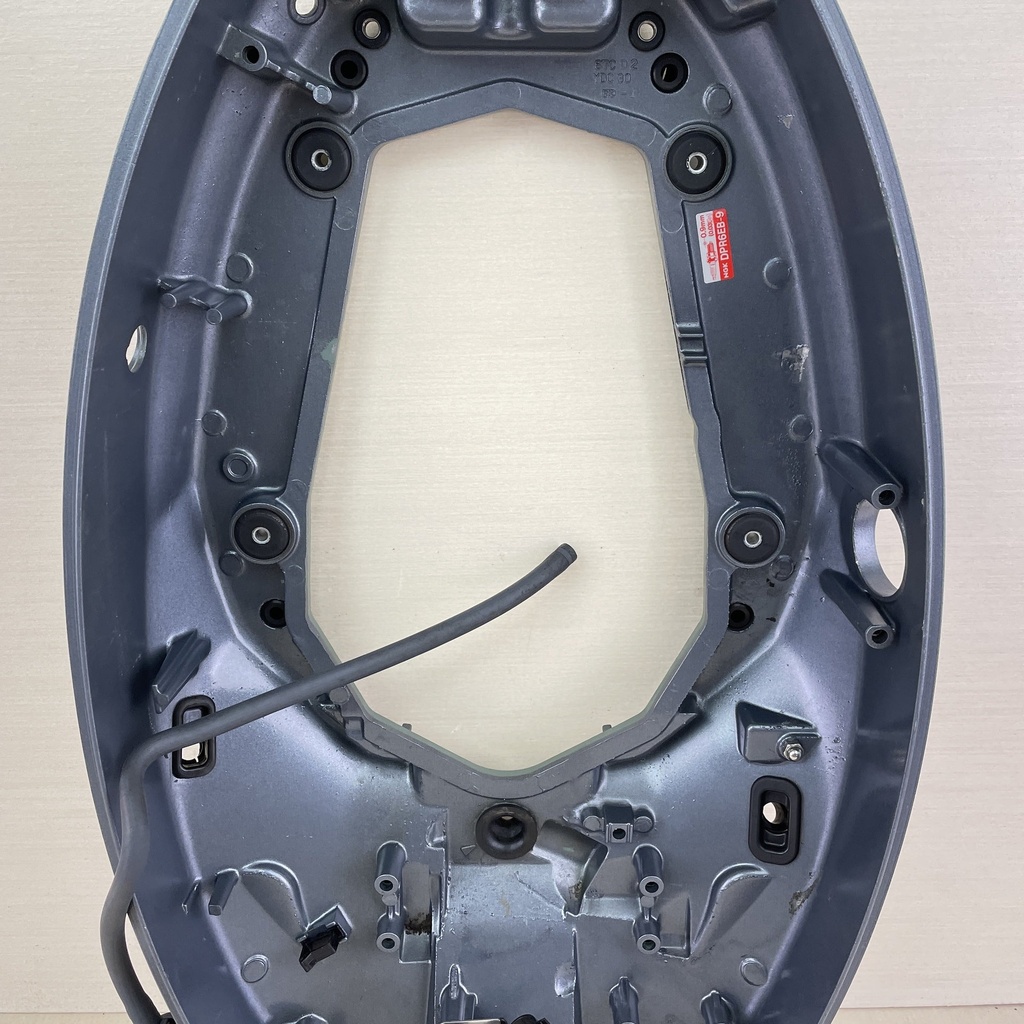 2006 Yamaha 60HP F60 4 Stroke Outboard Bottom Cowling Assembly 6C5-42710-10-4D  