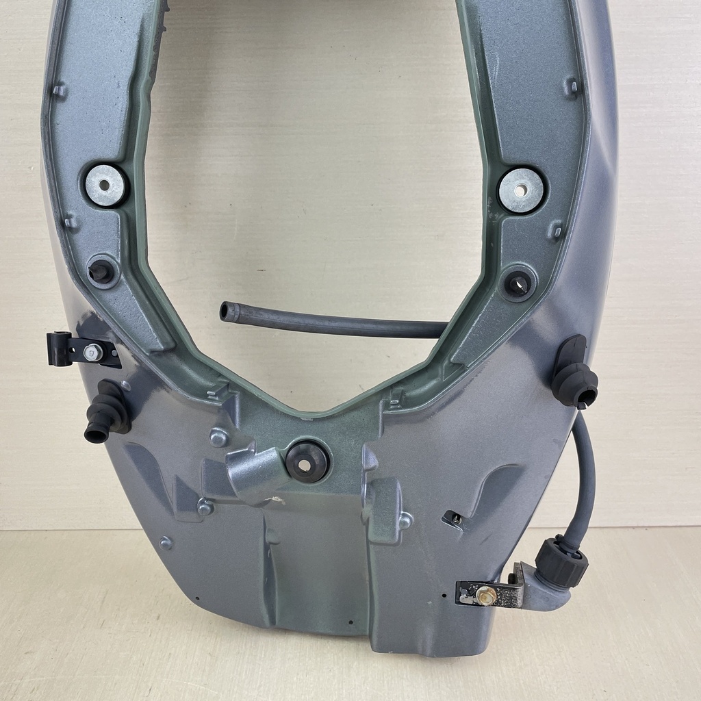 2006 Yamaha 60HP F60 4 Stroke Outboard Bottom Cowling Assembly 6C5-42710-10-4D  