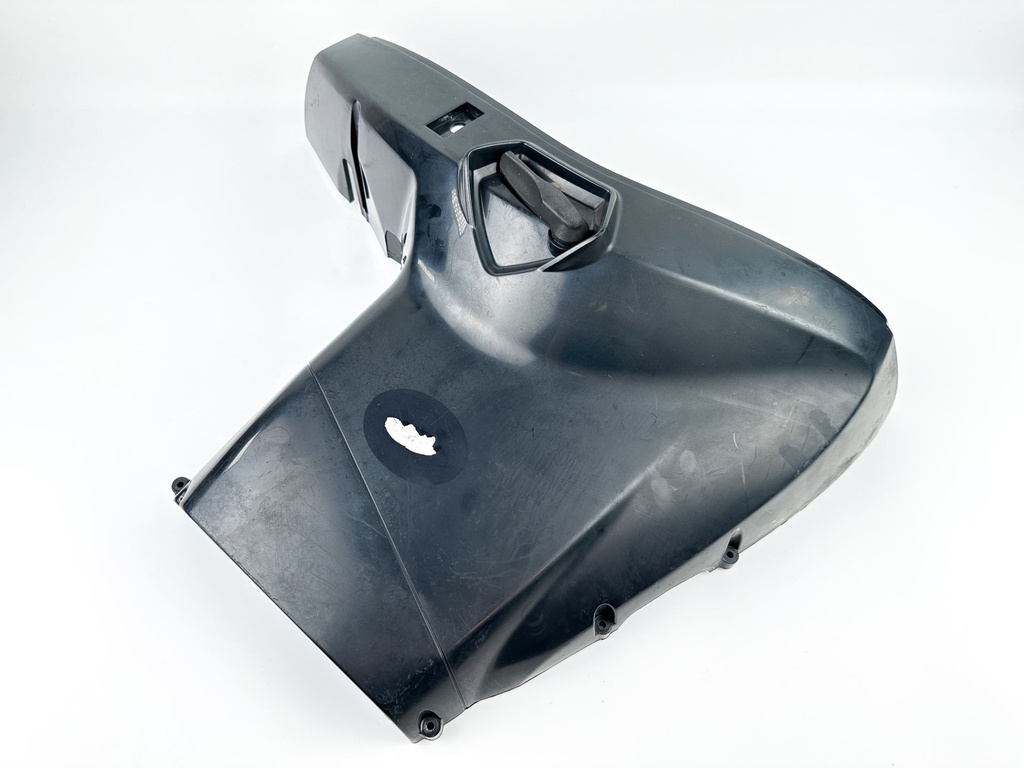 2006 Evinrude 60 HP 2 Stroke Outboard Lower Apron Cowling Port 5006070 OEM