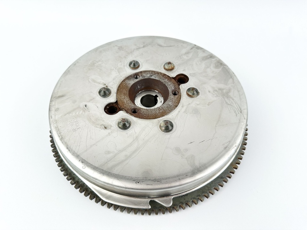 2001 Yamaha 150 HP 2 Stroke Outboard Flywheel Rotor 64D-85550-02-00 OEM