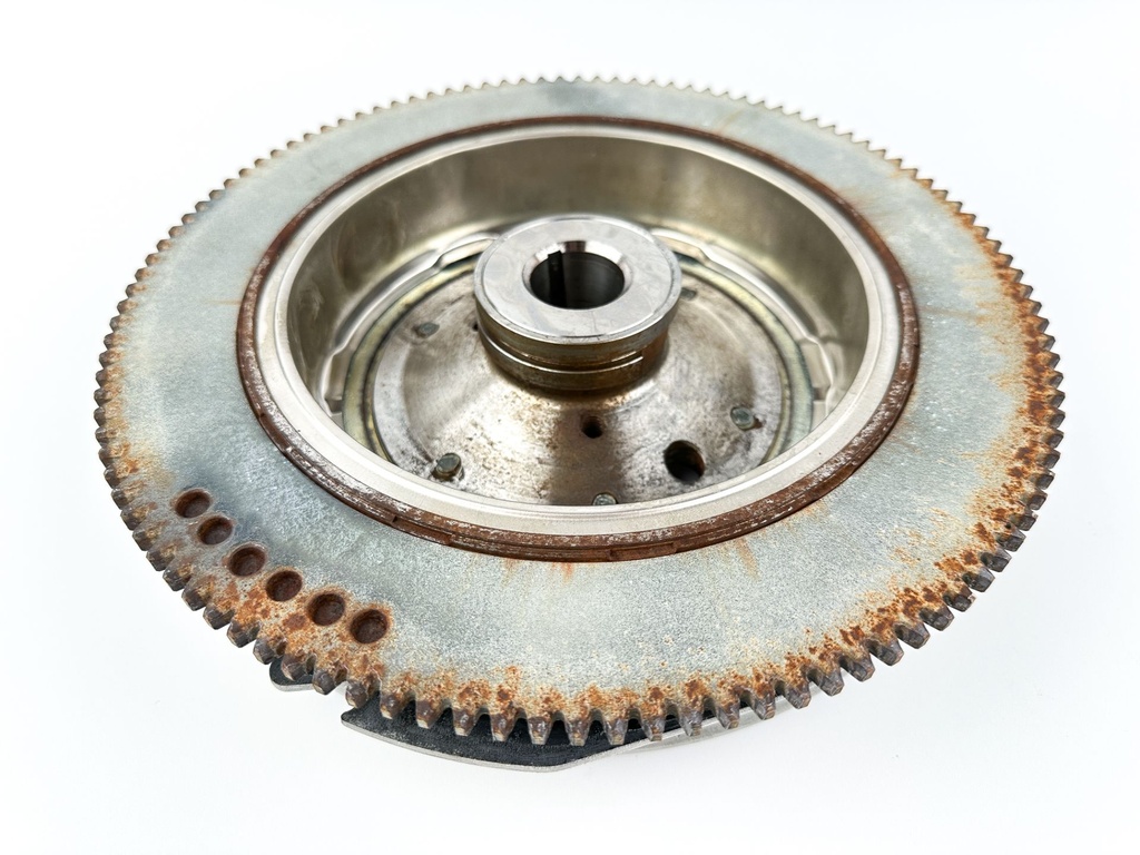 2001 Yamaha 150 HP 2 Stroke Outboard Flywheel Rotor 64D-85550-02-00 OEM