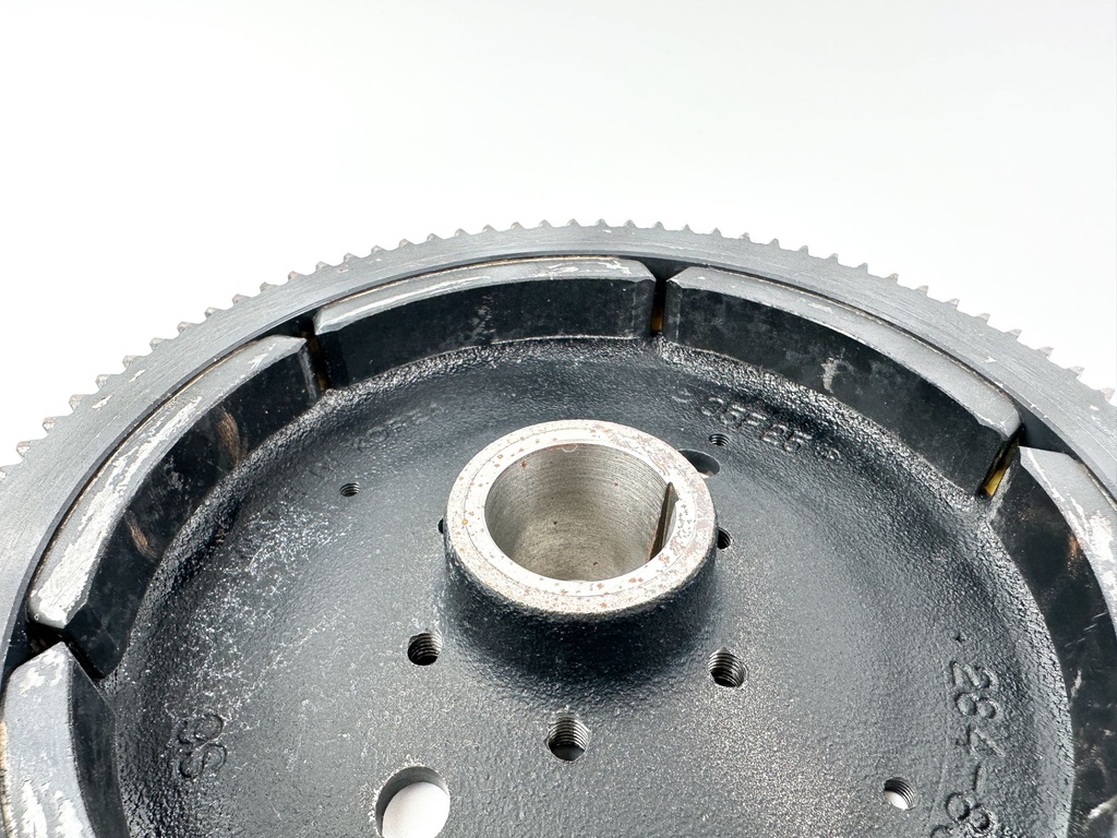 1998-08 Yamaha 25 30 40 HP 4 Stroke Outboard Flywheel Rotor 65W-85550-01-00