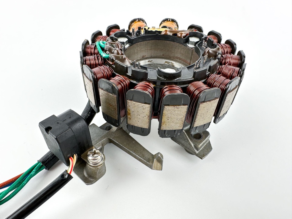 1997 Yamaha 50 HP 4 Stroke Outboard Coil Pulser Base Stator Assembly 62Y-85510-00-00 OEM