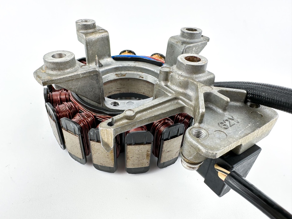 1997 Yamaha 50 HP 4 Stroke Outboard Coil Pulser Base Stator Assembly 62Y-85510-00-00 OEM