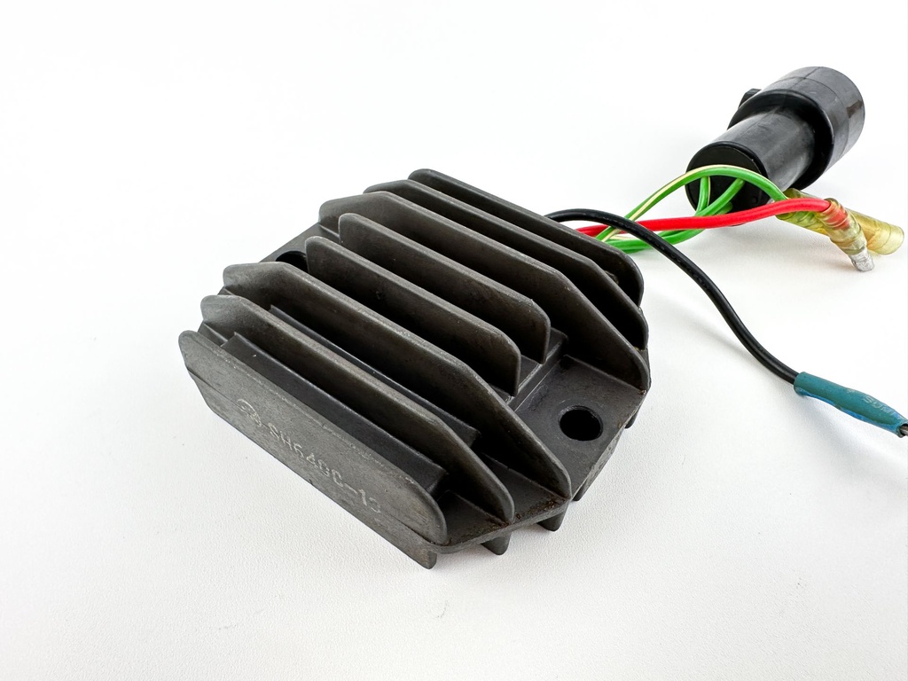 96-00 Yamaha 50HP 4 Stroke Outboard Rectifier Regulator Assembly 62Y-81960-00-00