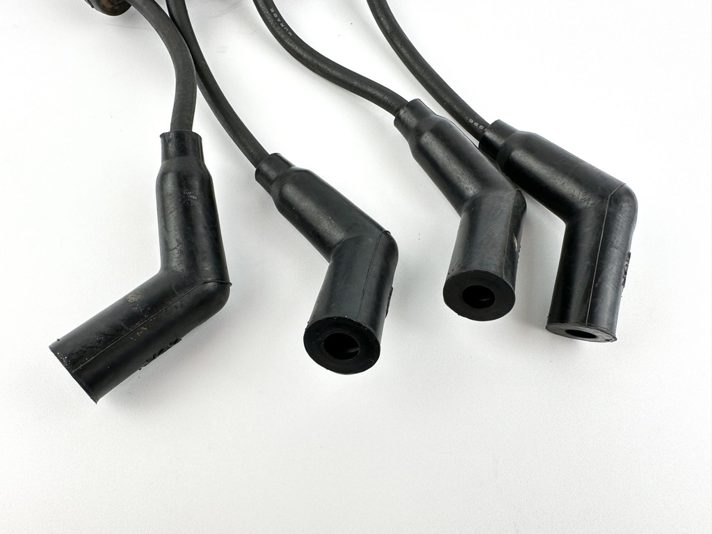1997 Yamaha 50 HP 4 Stroke Outboard Ignition Coil Set 62Y-85570-00-00 OEM