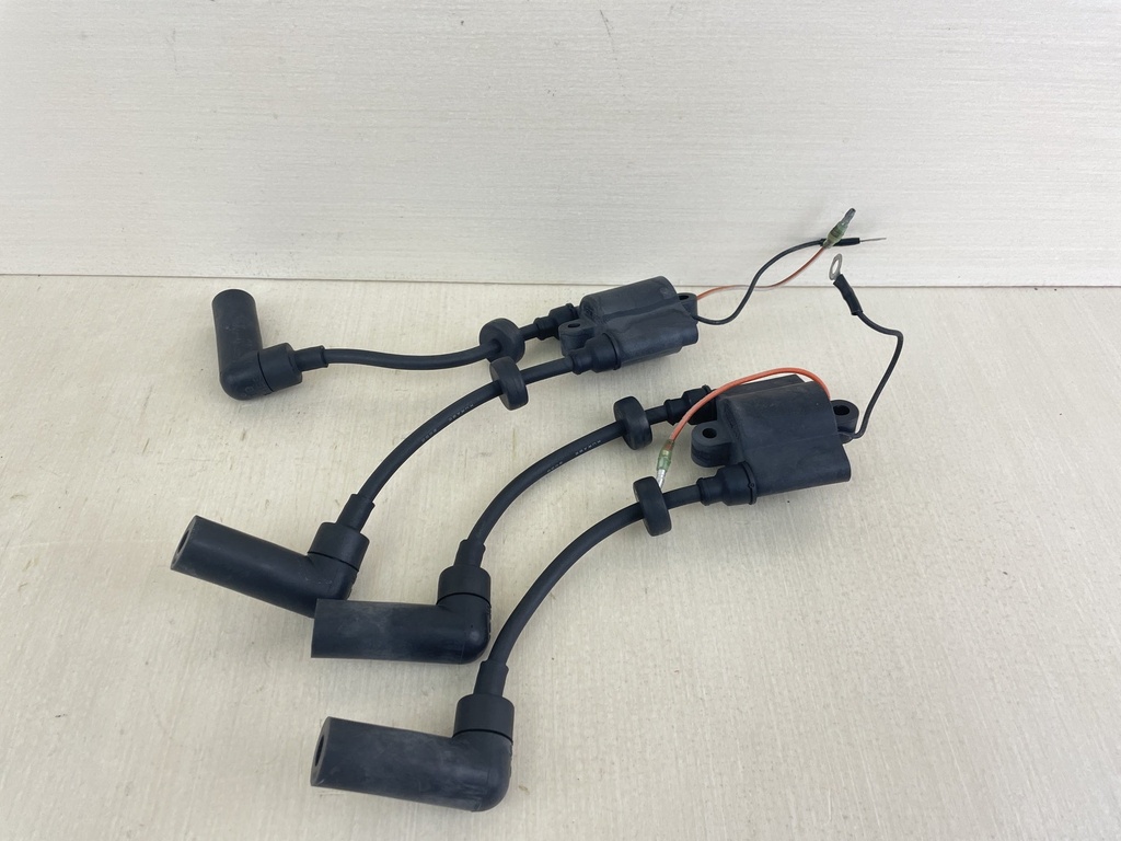 2000 Yamaha 50HP 4 Stroke Outboard Ignition Coil Set 62Y-85570-00-00