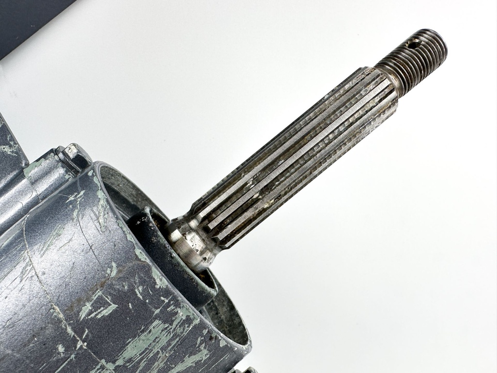00-08 Yamaha 40HP 4 Stroke Outboard 20" Long Lower Unit Gear Case RH 67C-45300-10-4D