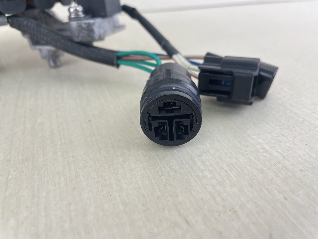 2000 Yamaha 50HP 4 Stroke Outboard Stator Assembly With Base 62Y-85510-00-00