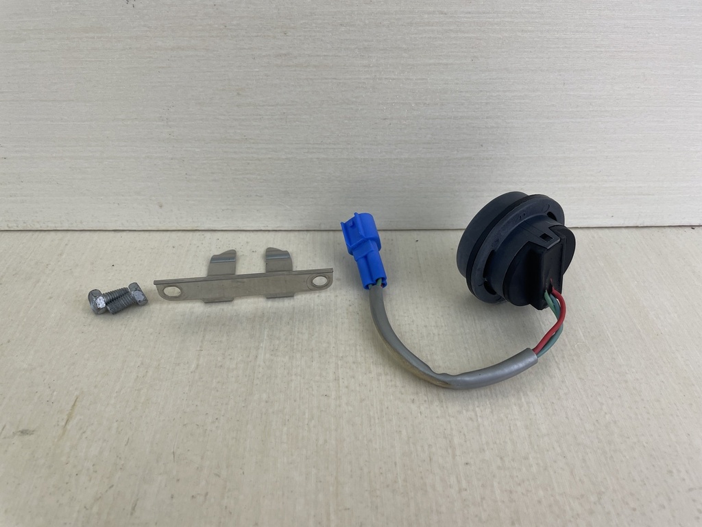 2003 Yamaha 115HP F115 Outboard Trim Switch Assembly & Bracket 63D-82563-11-00