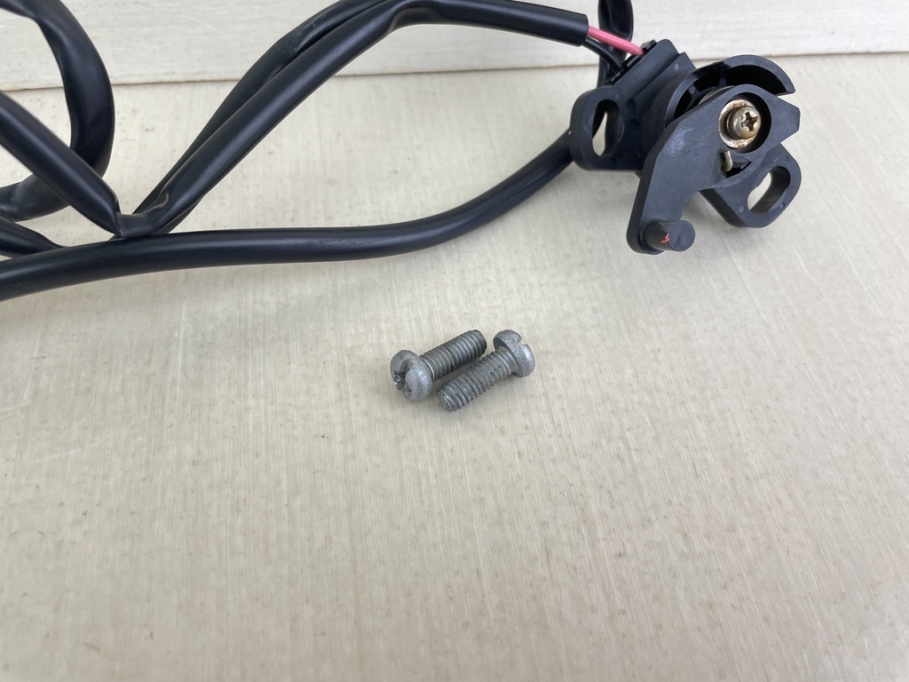 2006 Yamaha 60HP 4 Stroke Outboard Trim Sender Sending Unit 63D-83672-10-00  