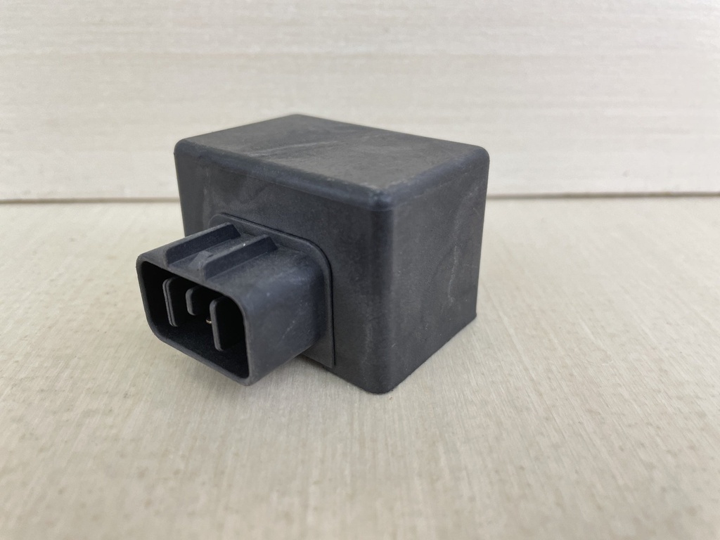 2006 Yamaha 60HP 4 Stroke Outboard Ignition Main Relay 60E-81950-00-00