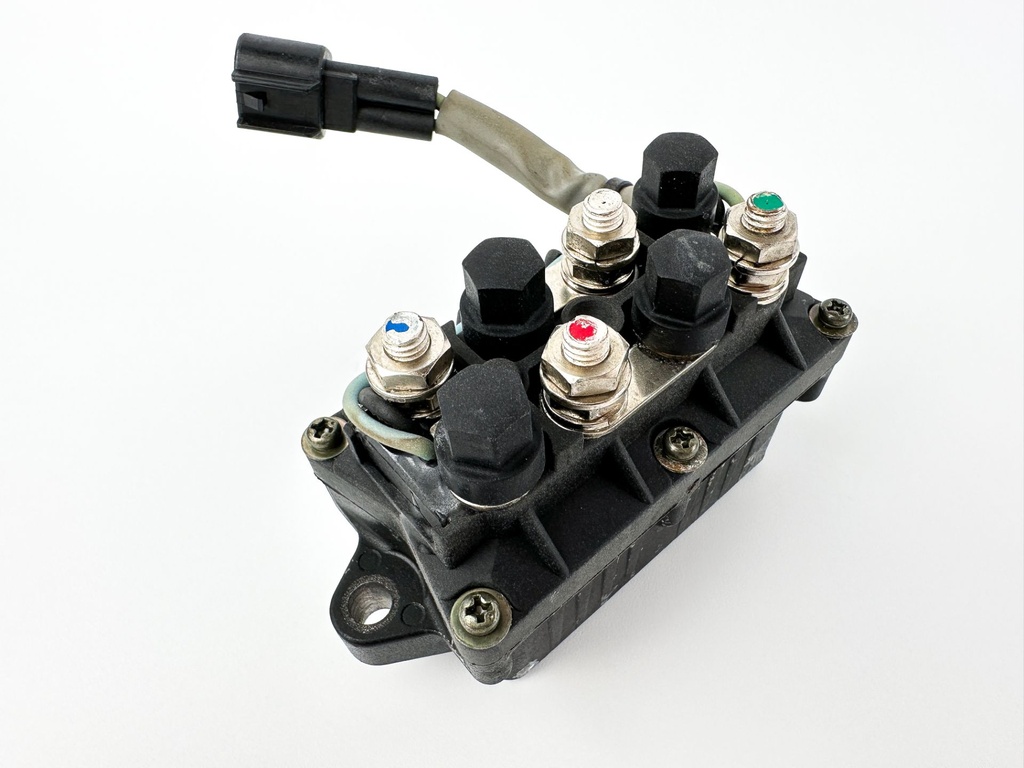 2001 Yamaha 90 HP 2 Stroke Outboard Trim Tilt Relay 61A-81950-00-00 OEM