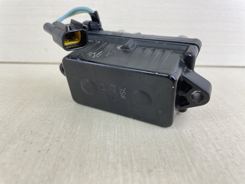 2006 Yamaha 60HP 4 Stroke Outboard Trim Tilt Relay Assembly 63P-81950-00-00