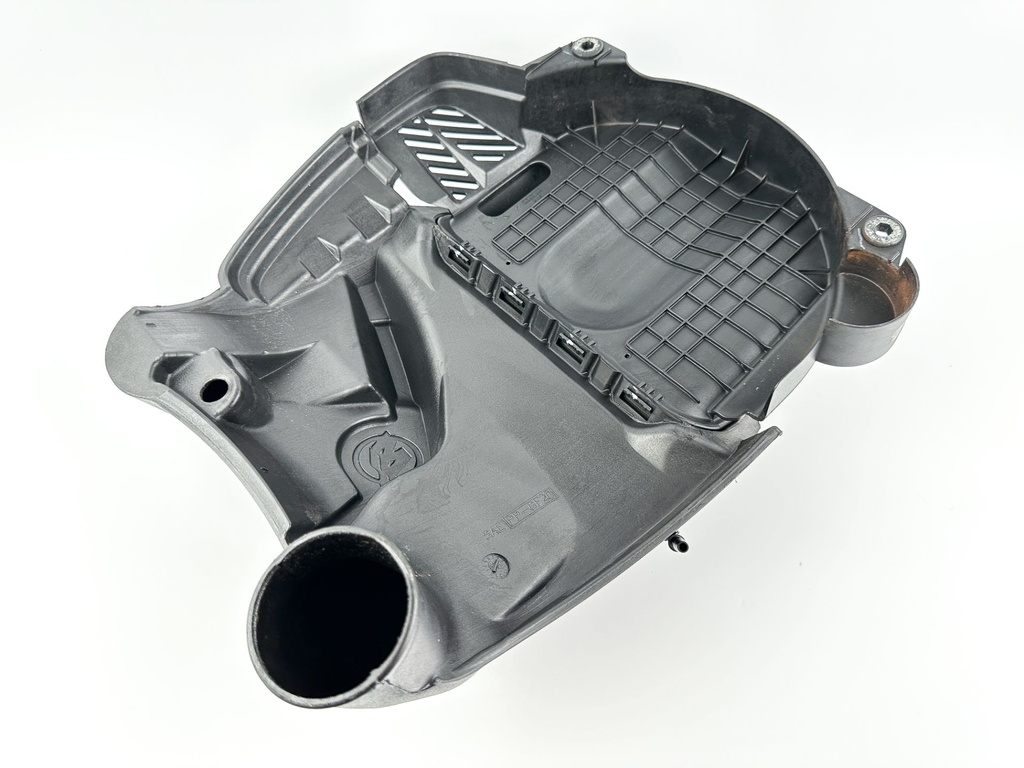 896246A04 Mercury Verado 135 150 175 200 HP Upper Air Intake Assembly