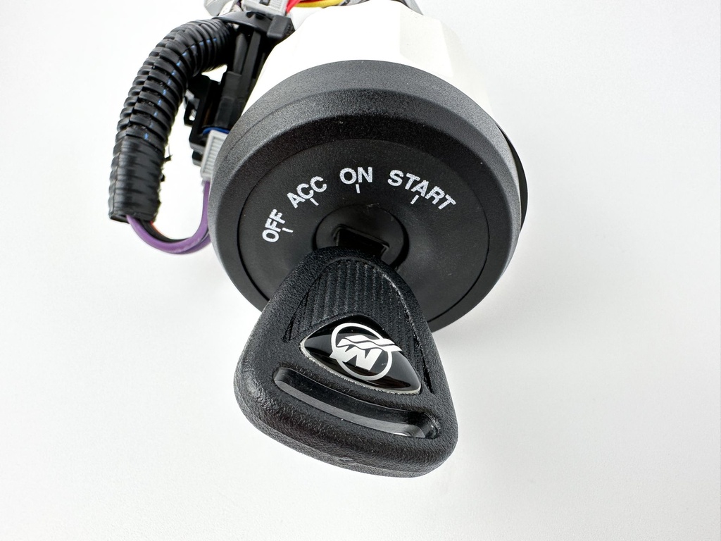 Mercury Outboard Verado Single Key Switch w/th Key