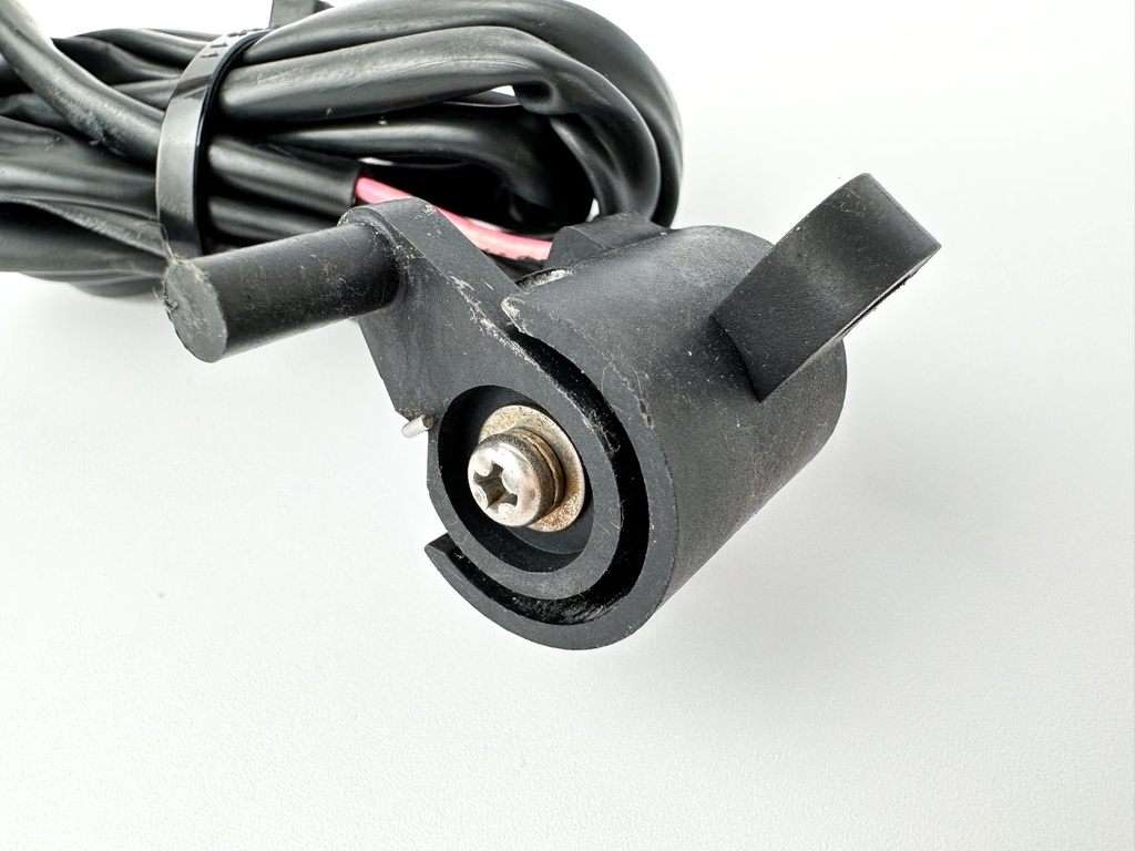 Yamaha Outboard Trim Sender Sending Unit Sensor 64E-83672-02-00