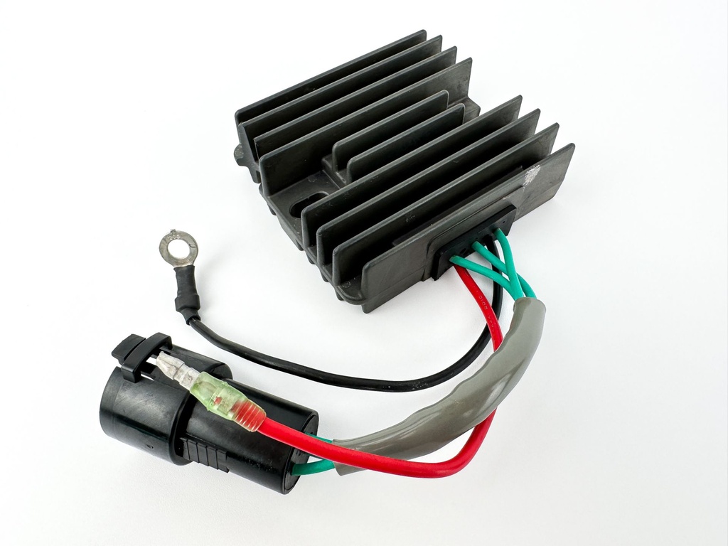 2003 Yamaha 80 HP 4 Stroke Outboard Rectifier & Regulator 67F-81960-10-00 OEM