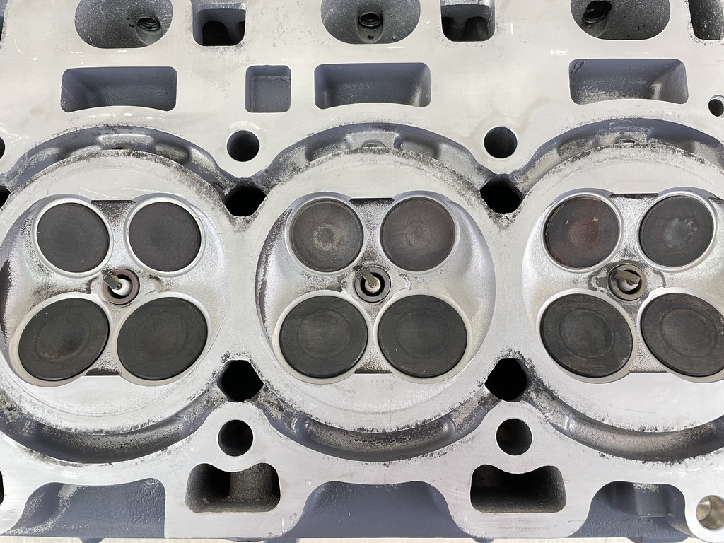 2000-2011 Yamaha 115HP 4 Stroke Outboard Cylinder Head 68V-W009A-01-1S