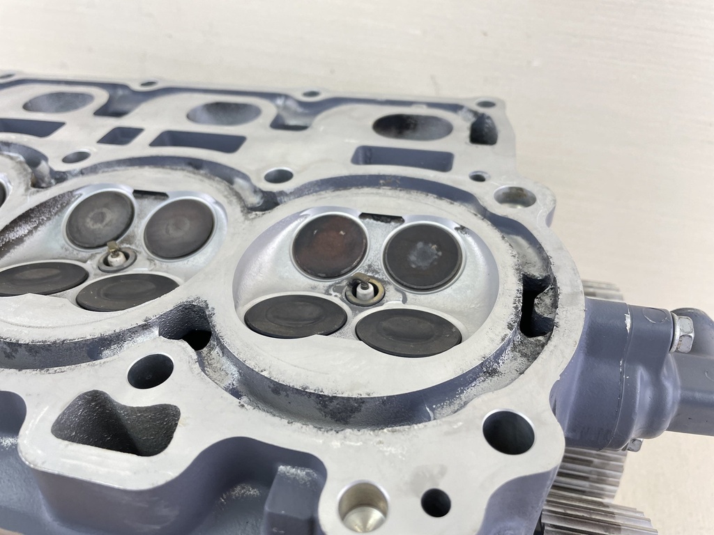 2000-2011 Yamaha 115HP 4 Stroke Outboard Cylinder Head 68V-W009A-01-1S