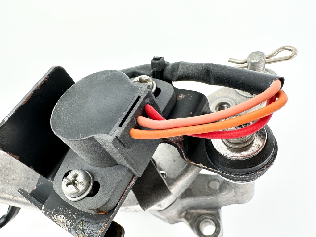 2000 Yamaha 100 HP 4 Stroke Outboard Throttle Position Sensor 61A-85885-00-00 OEM