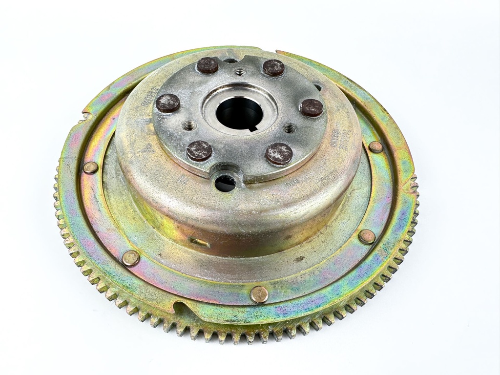 2000 Yamaha 100 HP 4 Stroke Outboard Flywheel Rotor 67F-85550-00-00 OEM