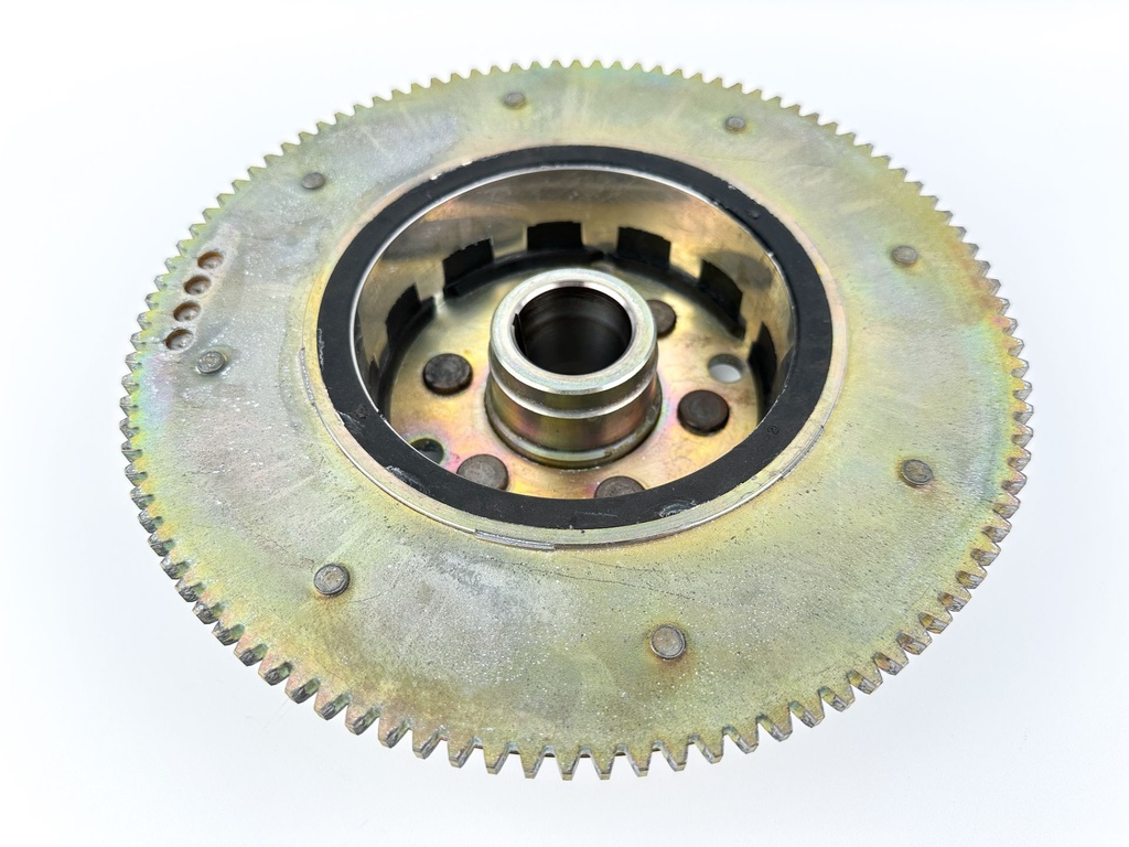 2000 Yamaha 100 HP 4 Stroke Outboard Flywheel Rotor 67F-85550-00-00 OEM