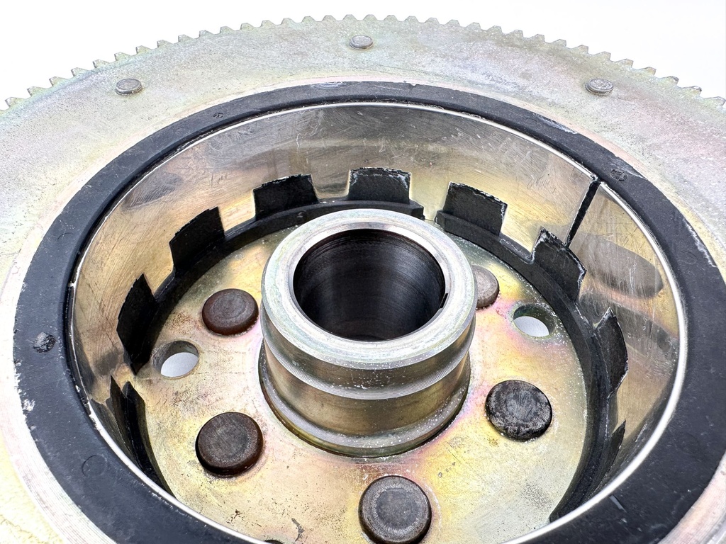 2000 Yamaha 100 HP 4 Stroke Outboard Flywheel Rotor 67F-85550-00-00 OEM