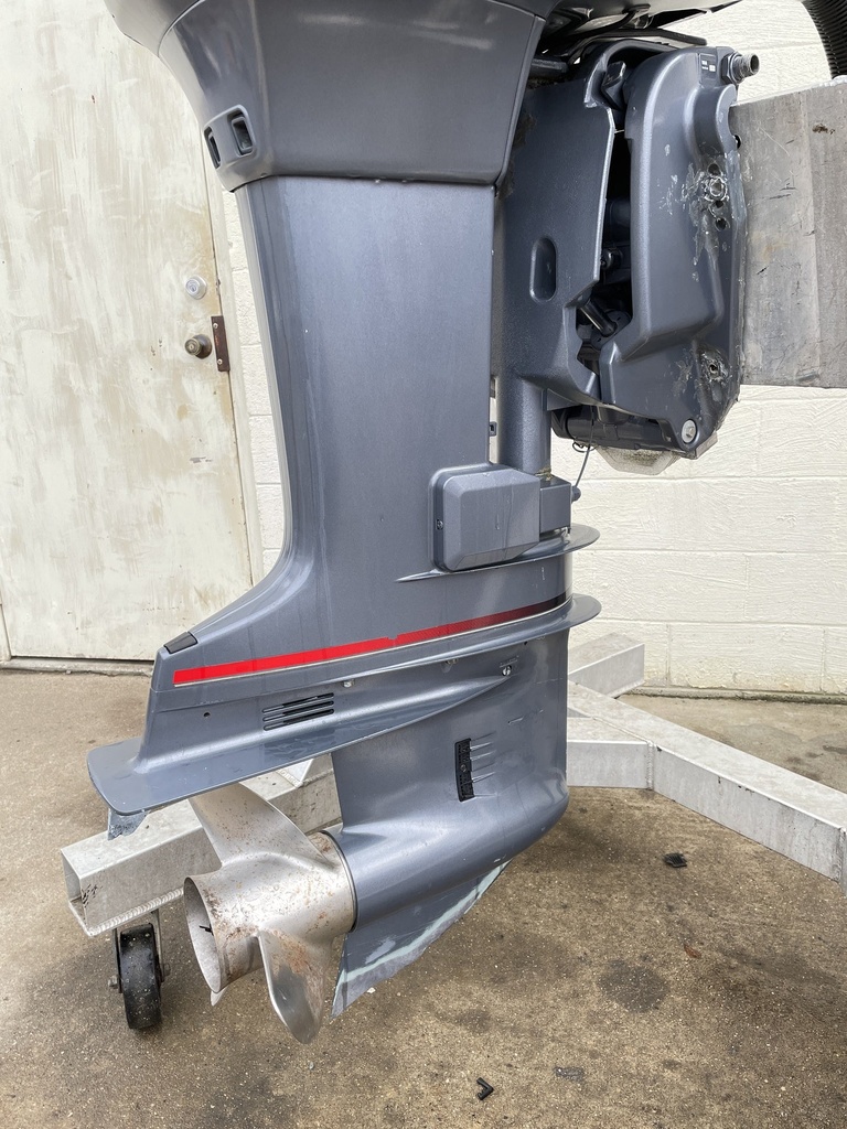 2005 Yamaha 150HP 2 Stroke Carbureted  Outboard W/ 25" Shaft - Very Clean