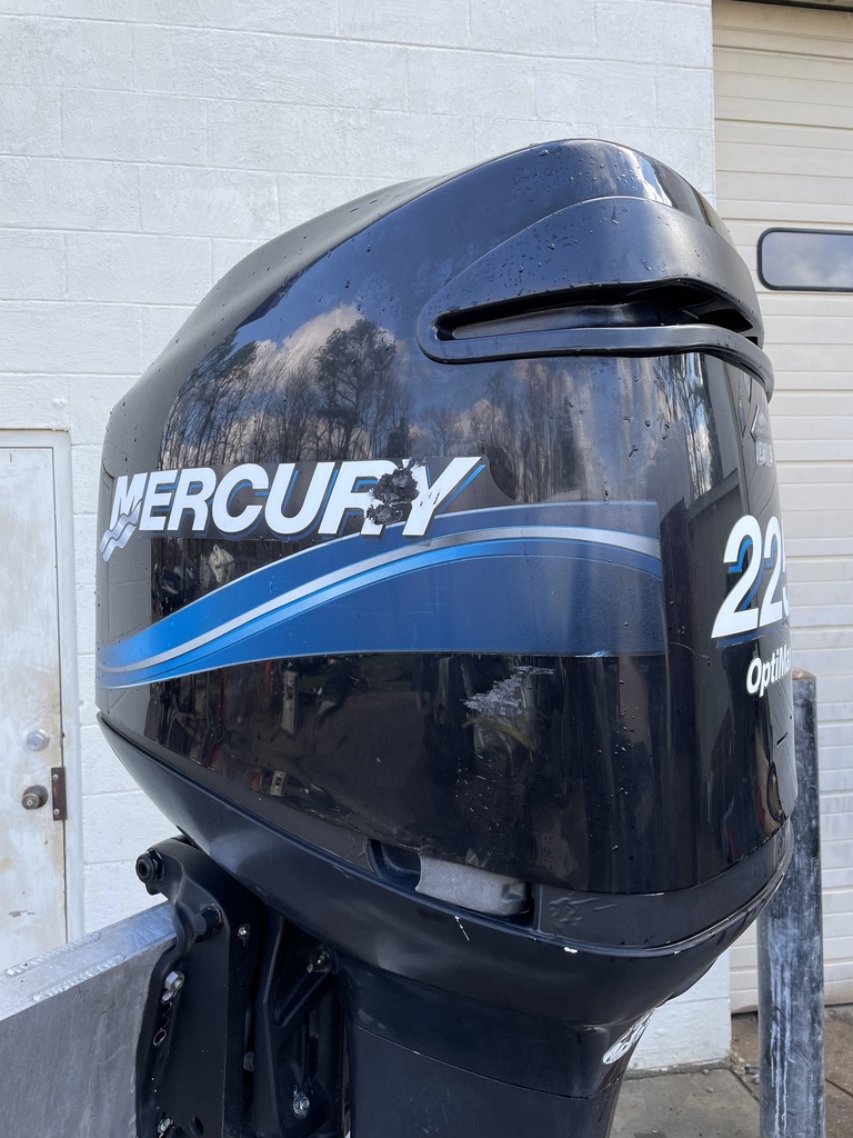 2004 Mercury 225HP Optimax 2 Stroke Outboard W/ 30" Shaft - 35 Hours
