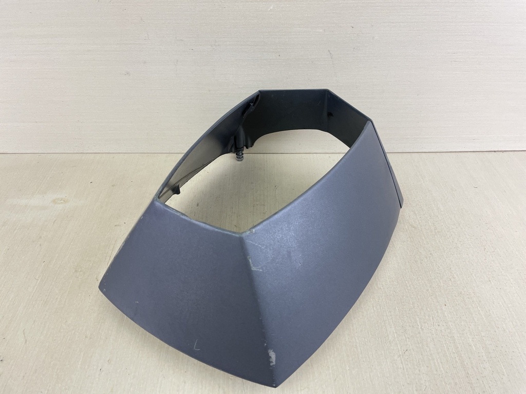 2004 Yamaha 60HP 2 Stroke Outboard Apron Lower Cowling 6H3-42771-01-8D