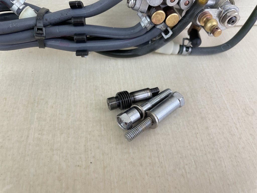 2004 Yamaha 60HP 2 Stroke Outboard Oil Injection Pump Assembly 6H3-13200-01-00