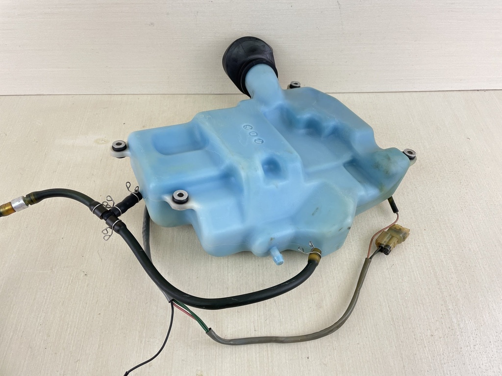 2004 Yamaha 60HP 2 Stroke Outboard Oil Tank Assembly With Sensor 6H3-21707-03-00