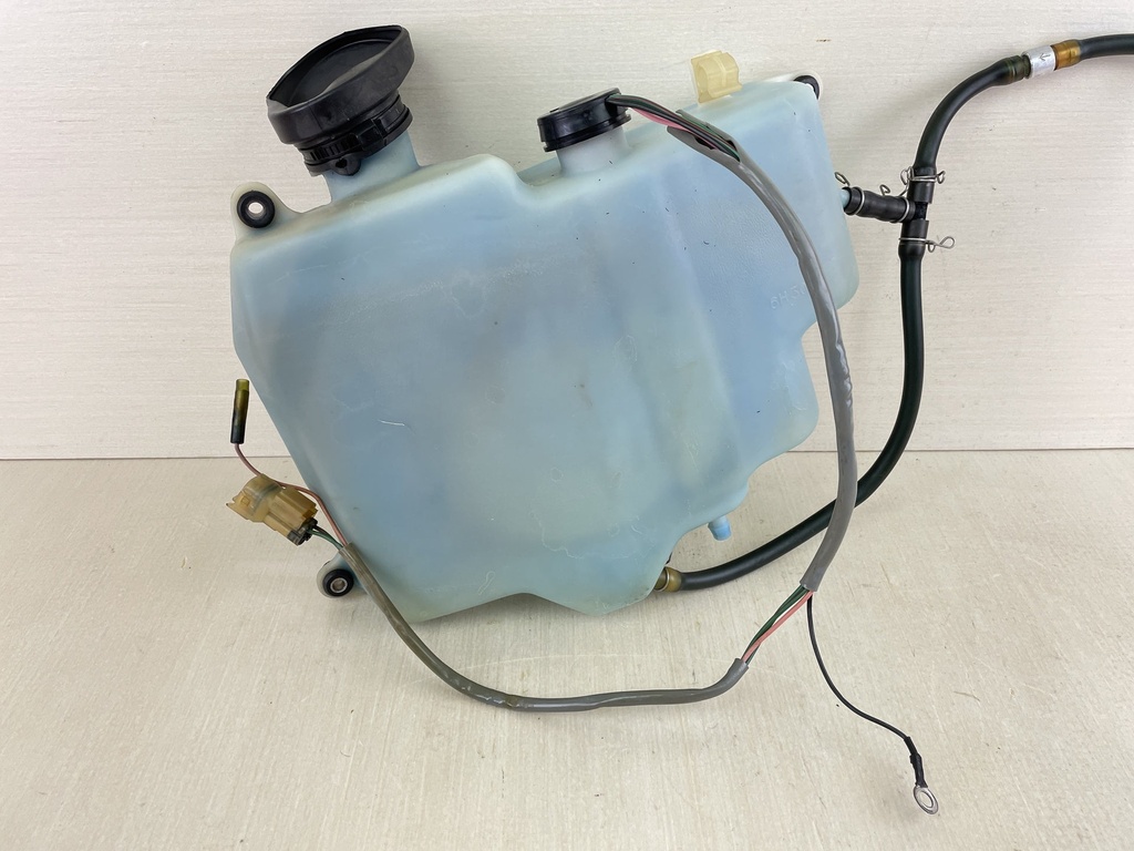 2004 Yamaha 60HP 2 Stroke Outboard Oil Tank Assembly With Sensor 6H3-21707-03-00