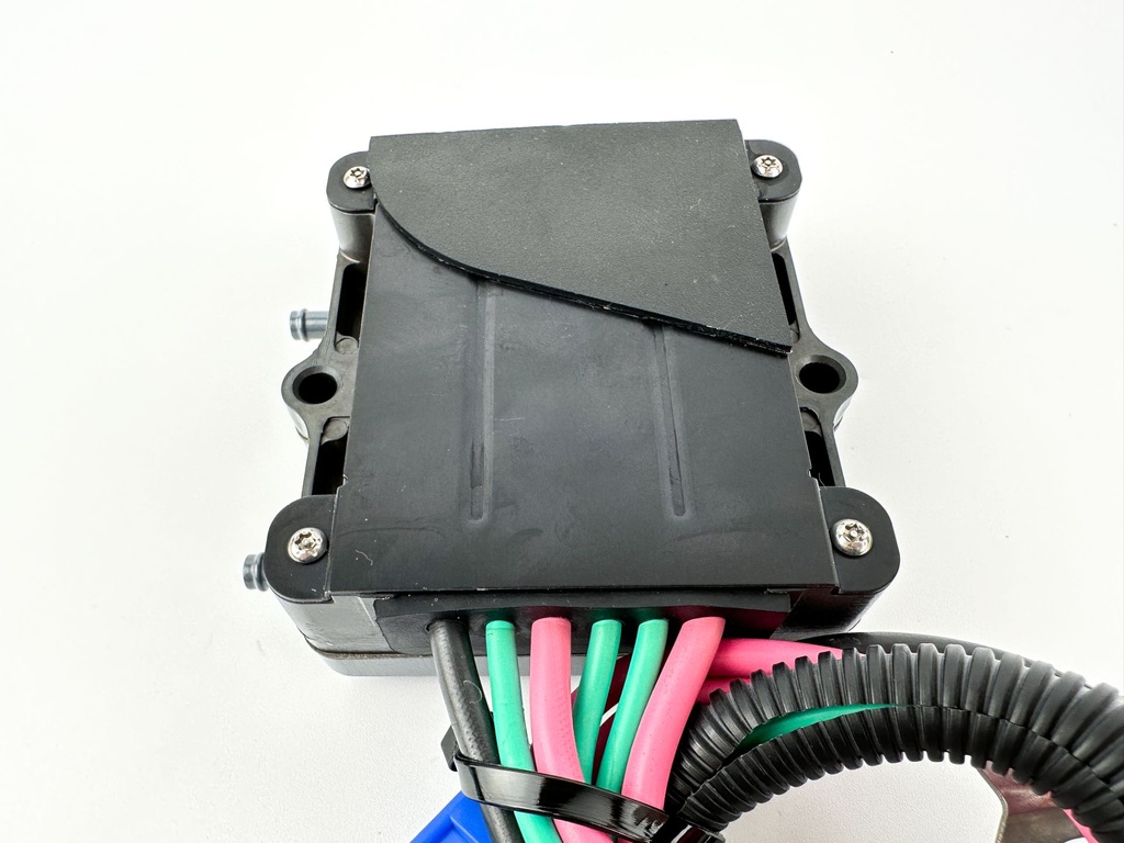2009 Yamaha 225 HP 2 Stroke Outboard Rectifier & Regulator 60V-81960-04-00 OEM