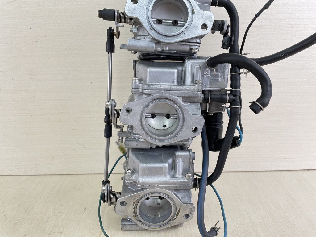 2004 Yamaha 60HP 2 Stroke Outboard Carburetor Set Top Bottom Middle - Just Serviced