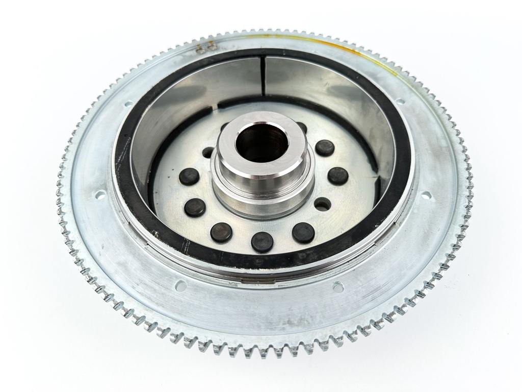 2009 Yamaha 225 HP 2 Stroke Outboard Flywheel Rotor 60V-81450-00-00 OEM
