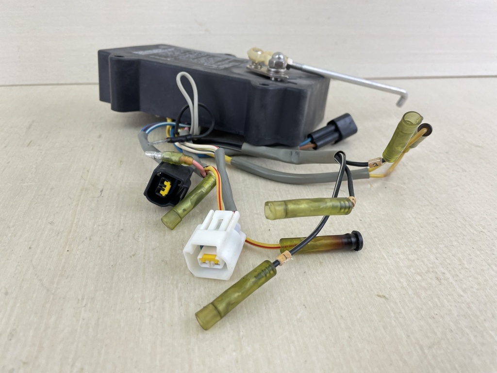 2004 Yamaha 60HP 2 Stroke Outboard C.D.I CDI Unit 6H2-85540-12-00