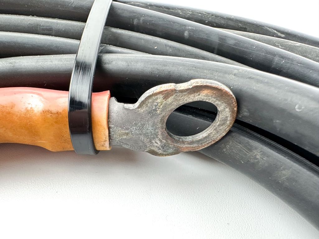 2000 Yamaha 100 HP 4 Stroke Outboard Battery Cables 67F-82105-00-00 OEM