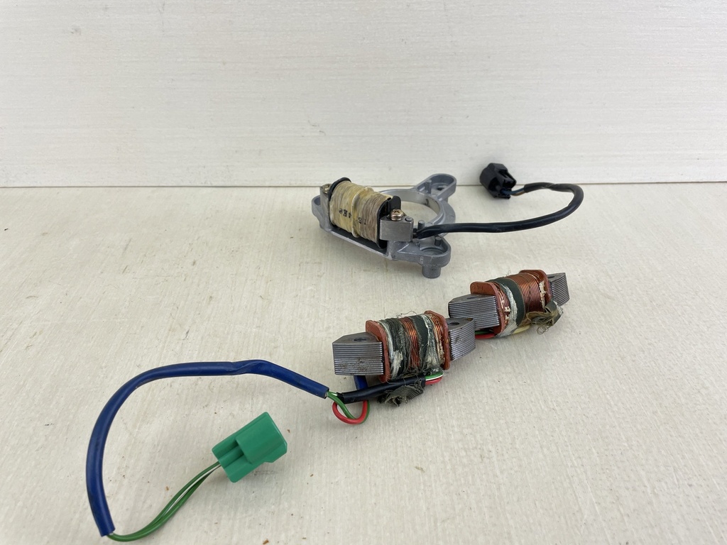 2004 Yamaha 60HP 2 Stroke Outboard Charge Lighting Coil Pulser Set 