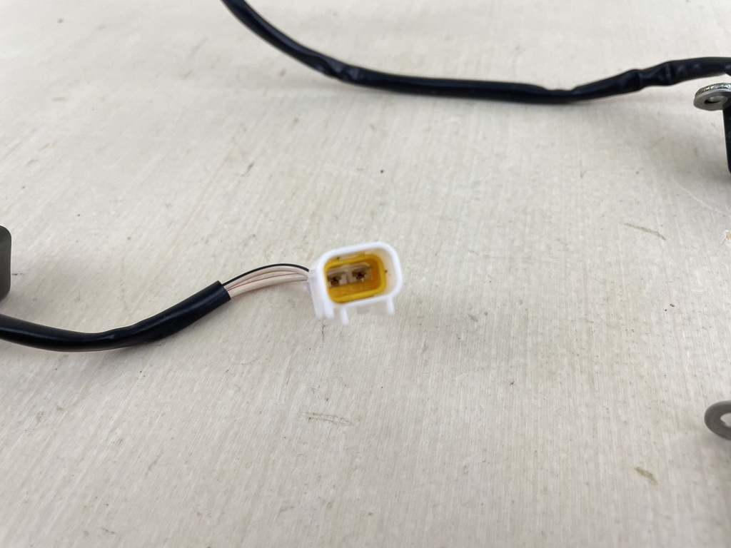 2004 Yamaha 60HP 2 Stroke Outboard Crank Position Sender Unit 6H2-85895-01-00