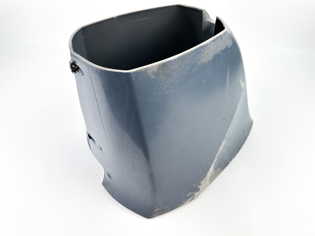 2000 Yamaha 100 HP 4 Stroke Outboard Lower Apron Cover 67F-42741-00-4D OEM