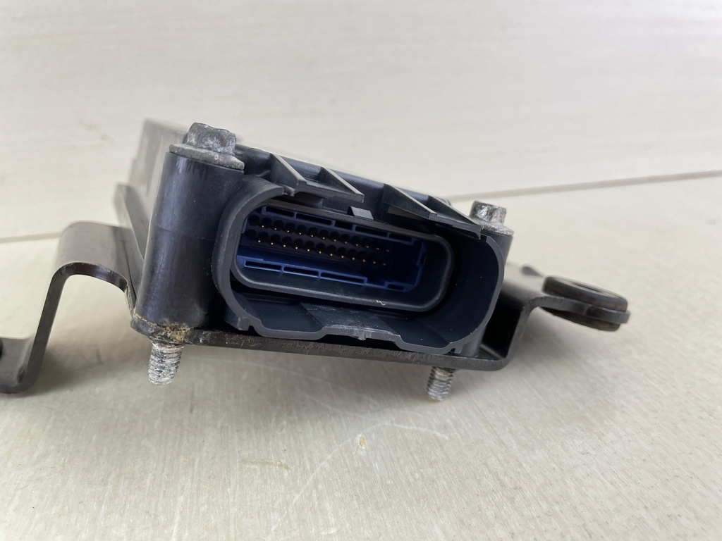 2000 Yamaha 40HP 4 Stroke Outboard CDI C.D.I Unit Computer 67C-85540-00-00